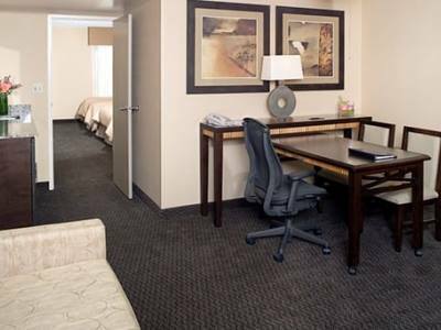 Embassy Hotel 4*